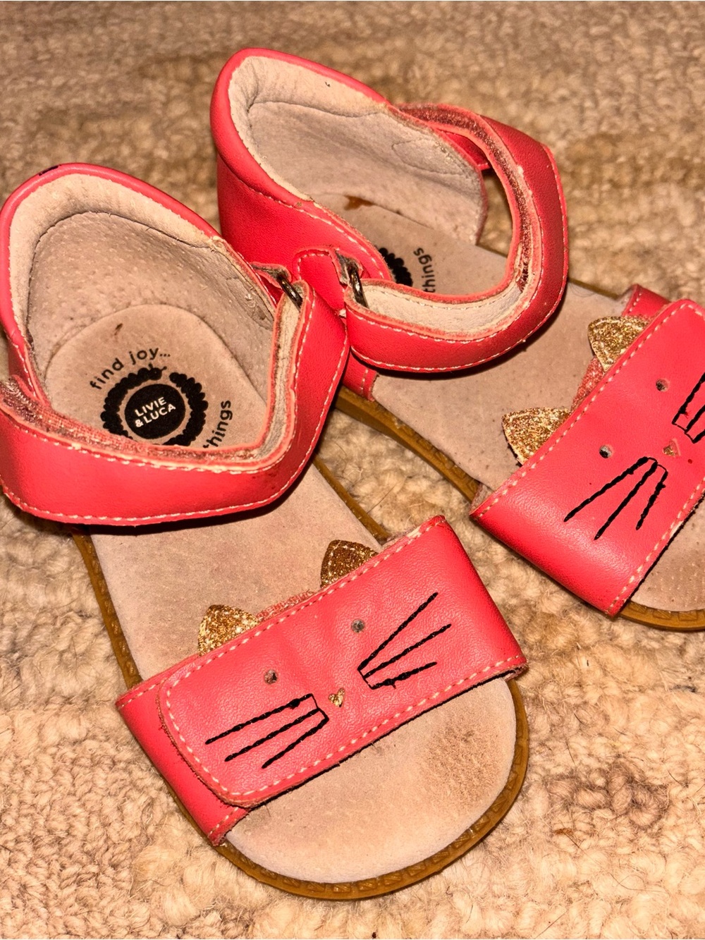 Livie & Luca Kids Coral Cat Sandals size 7